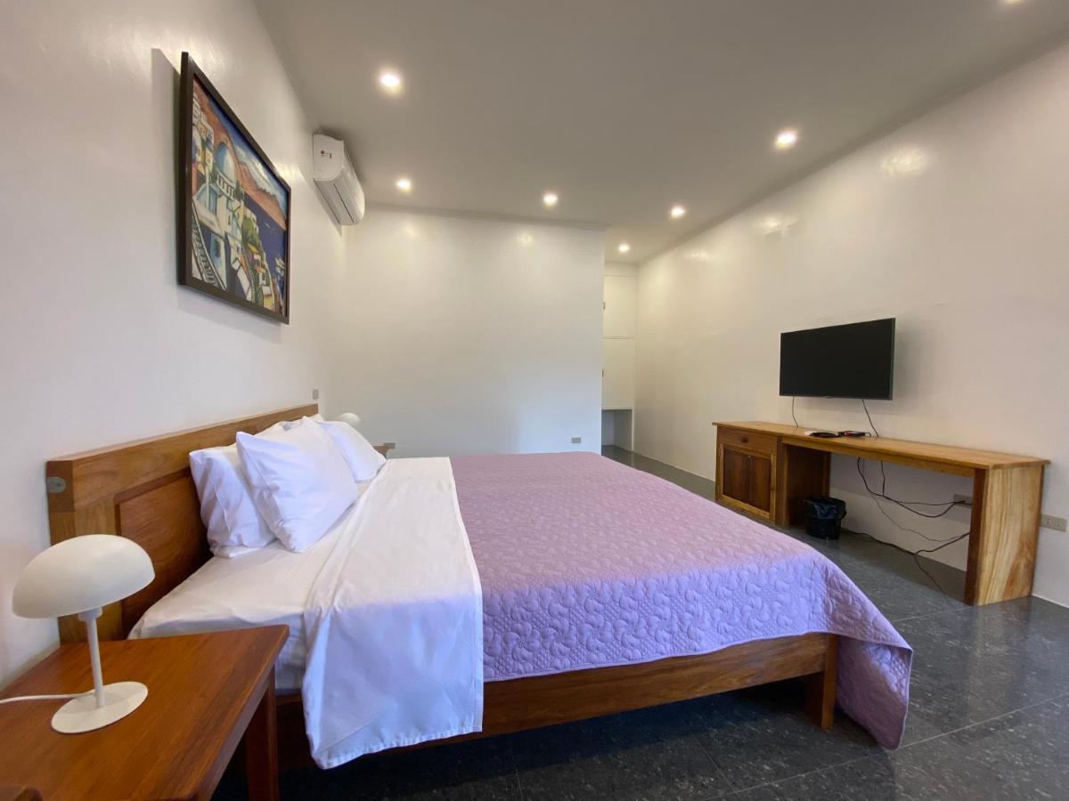 สตรุตซ์ อาร์ต การ์เดน รีสอร์ต Hotel Bangued ภายนอก รูปภาพ