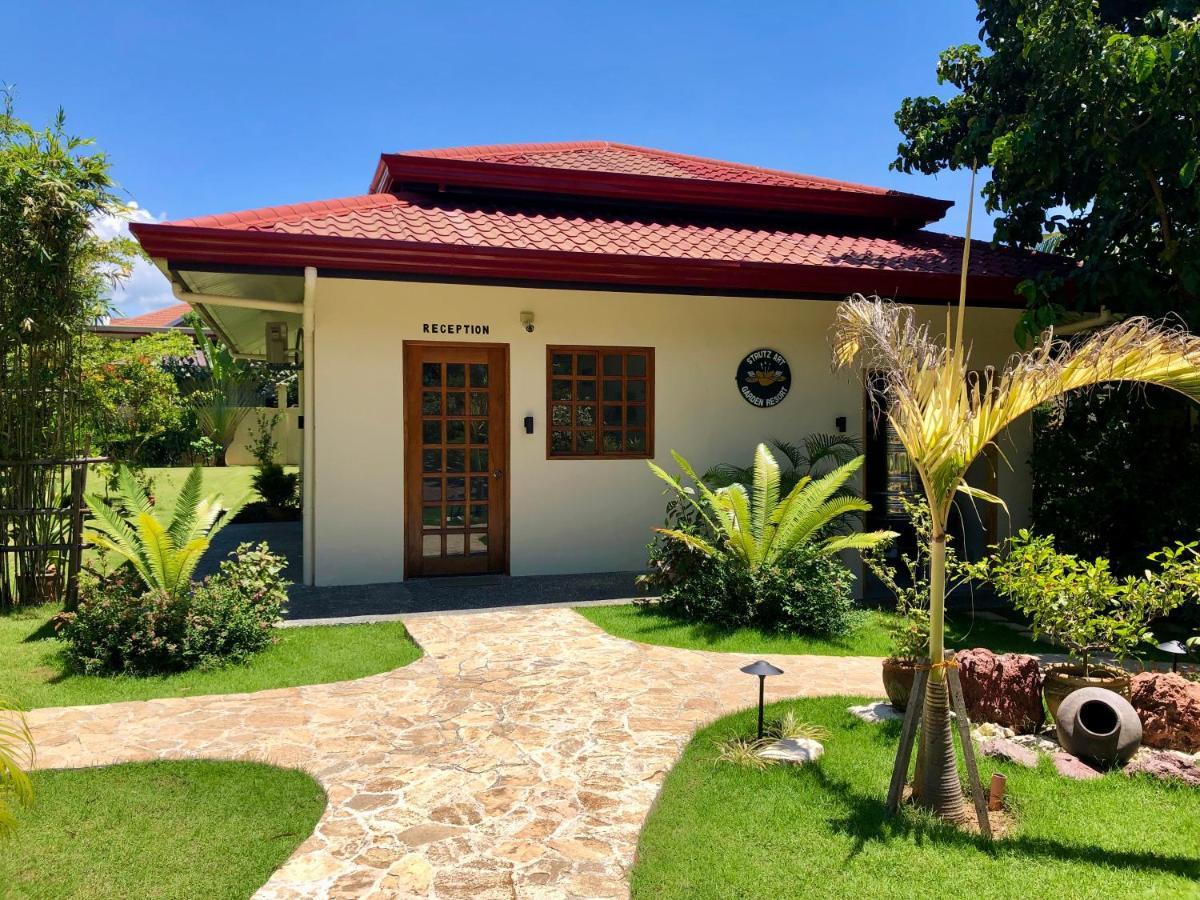 สตรุตซ์ อาร์ต การ์เดน รีสอร์ต Hotel Bangued ภายนอก รูปภาพ