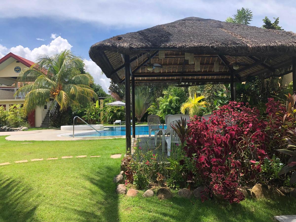 สตรุตซ์ อาร์ต การ์เดน รีสอร์ต Hotel Bangued ภายนอก รูปภาพ
