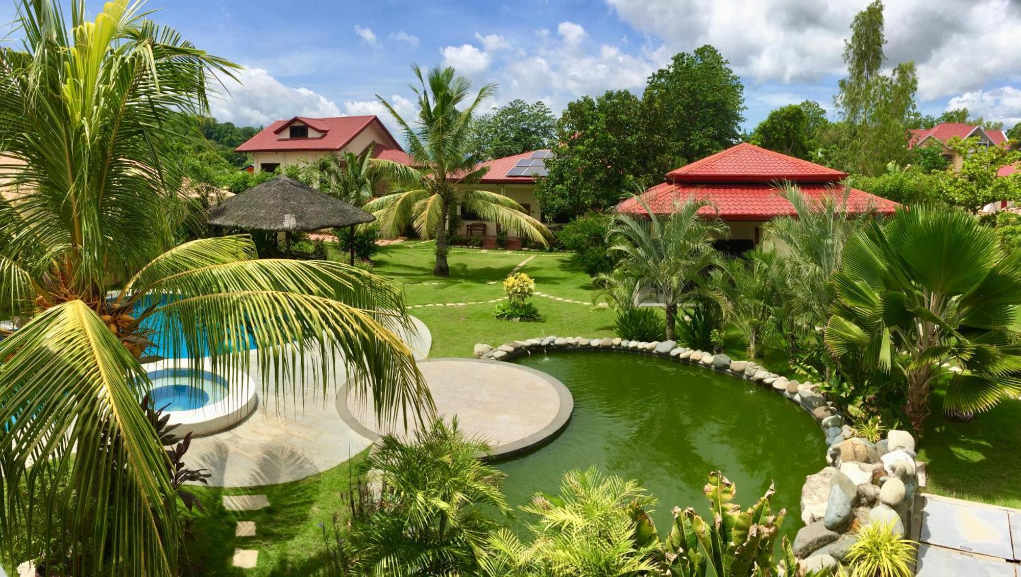 สตรุตซ์ อาร์ต การ์เดน รีสอร์ต Hotel Bangued ภายนอก รูปภาพ